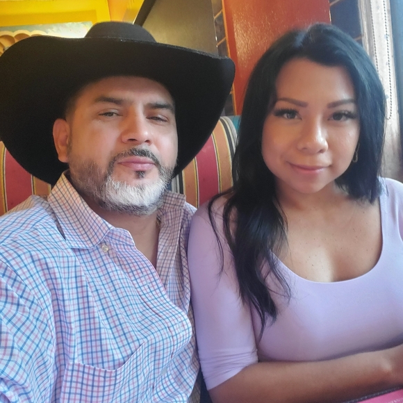 Meet your Posher, Eduardo - Picture 8 of 9